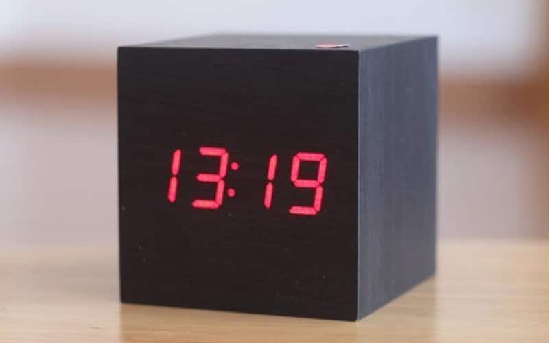 Modern Digital Wood Clock