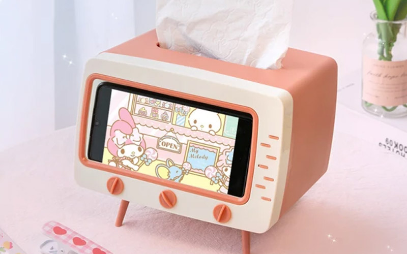 TV Tissue Box For Hands Free Movie Sessions