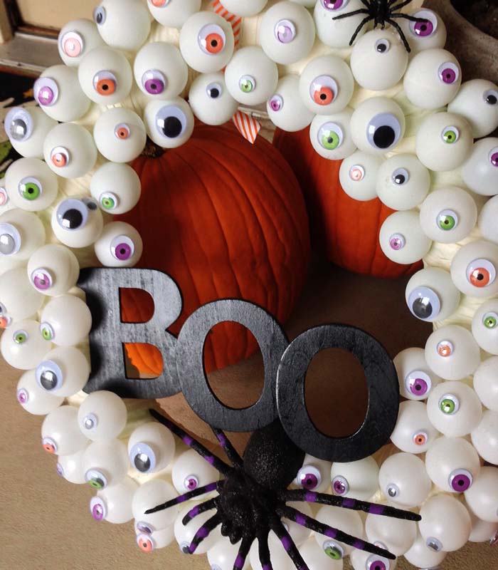 Eyeball Halloween Wreath Ideas, “The Creepy Stare”