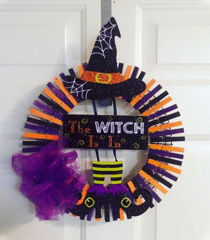 Halloween Clothespin Wreath, “Witch Pin Point”