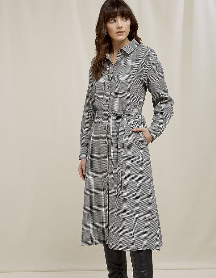 Shirtdress with belts