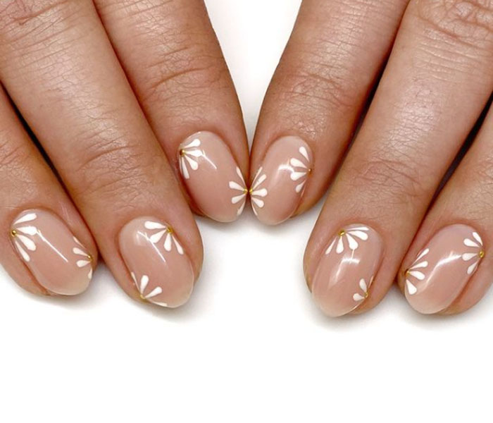 34 Clear Base Nail Designs To Try - Beauty Bay Edited