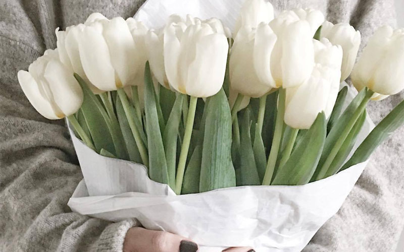 12 Real Touch Tulip Bouquet