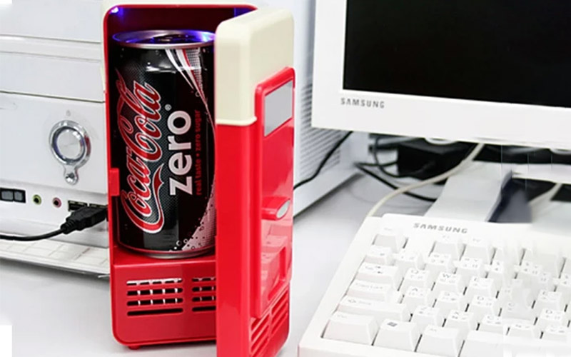 Mini USB Desktop Fridge - Can Cooler & Drink Warmer