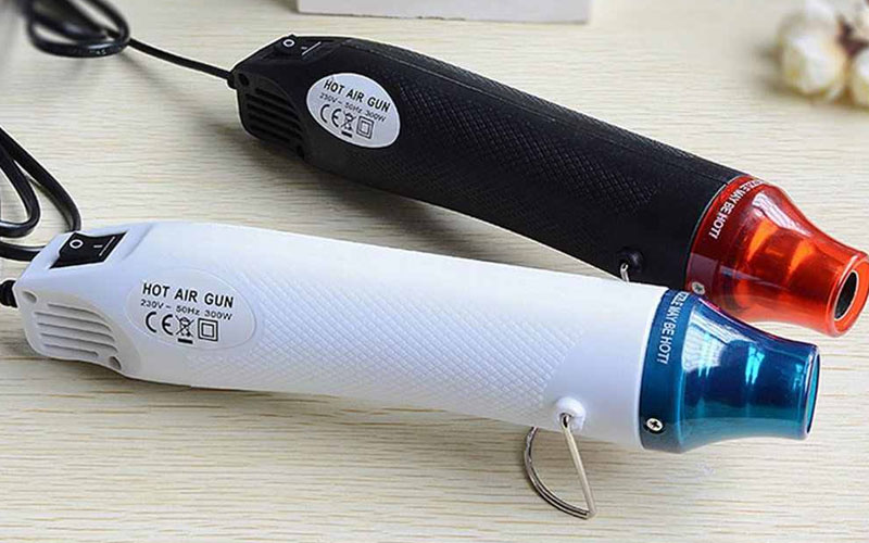 https://cdn2.inspireuplift.com/wp-content/uploads/2021/07/220V-Mini-Heat-Gun-For-Crafts.jpg