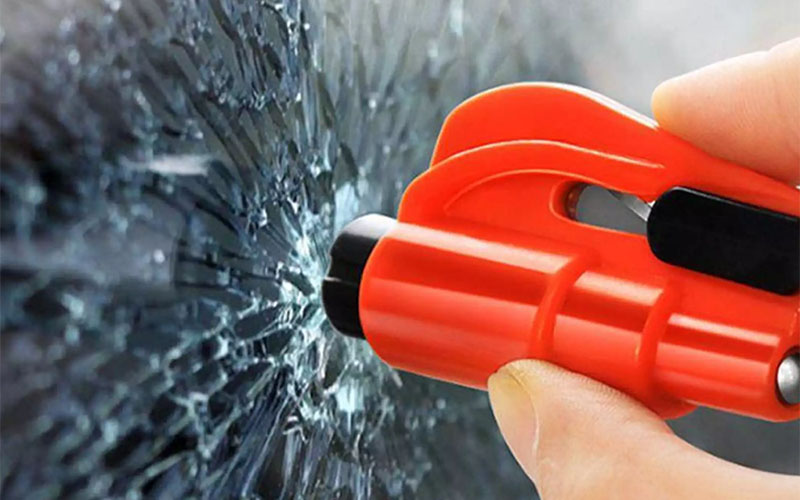 Car Window Breaker Keychain & Seatbelt Cutter