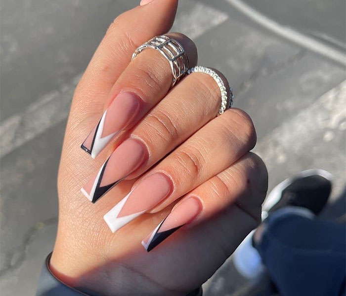 Winter Coffin Nails