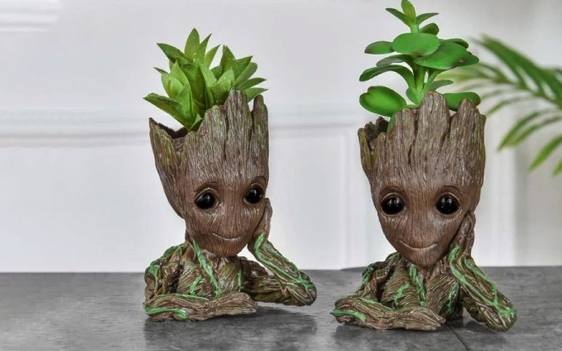 Groot Man Planter Pot