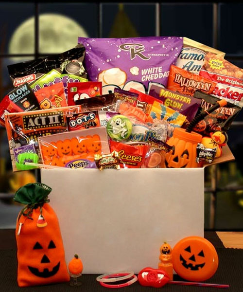 100 Budget-Fit Spooky Basket Ideas Filled With Scary Gifts