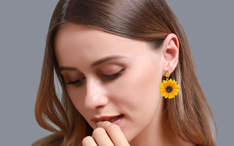 Bright & Refreshing Yellow Sunflower Earrings