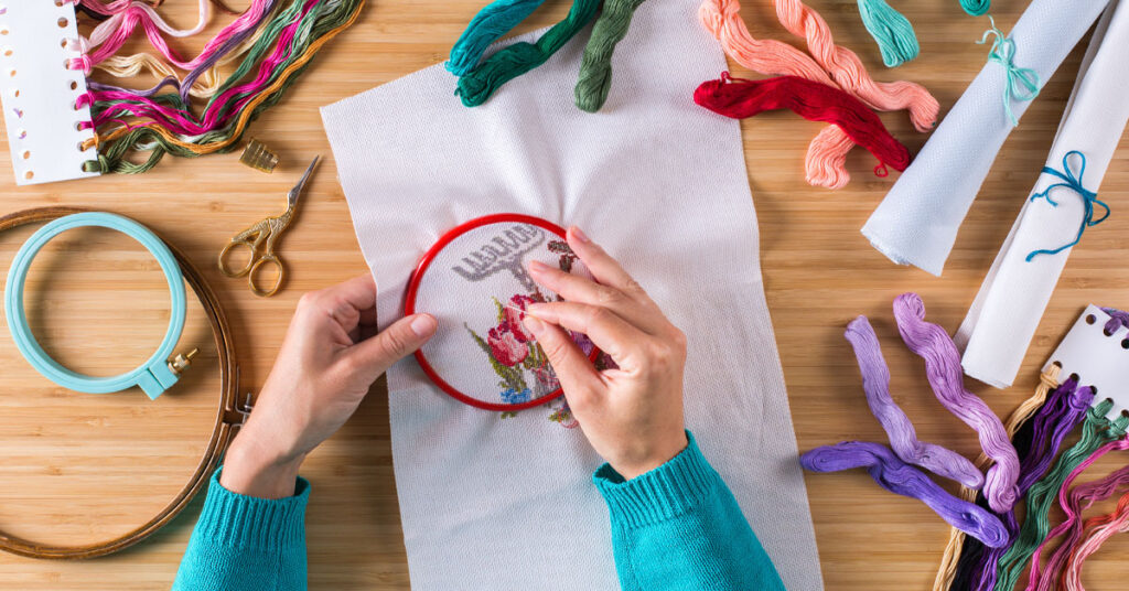 19 Easy Cross-stitch Patterns for Beginners to start knitting