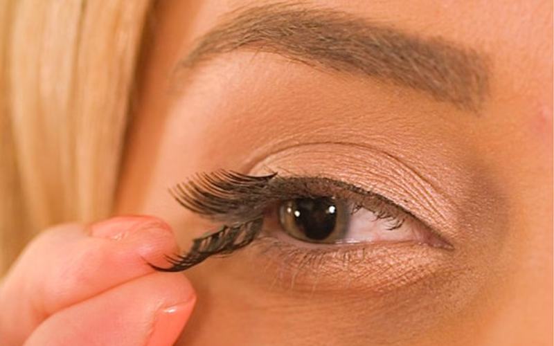 Magnetic Eyelashes
