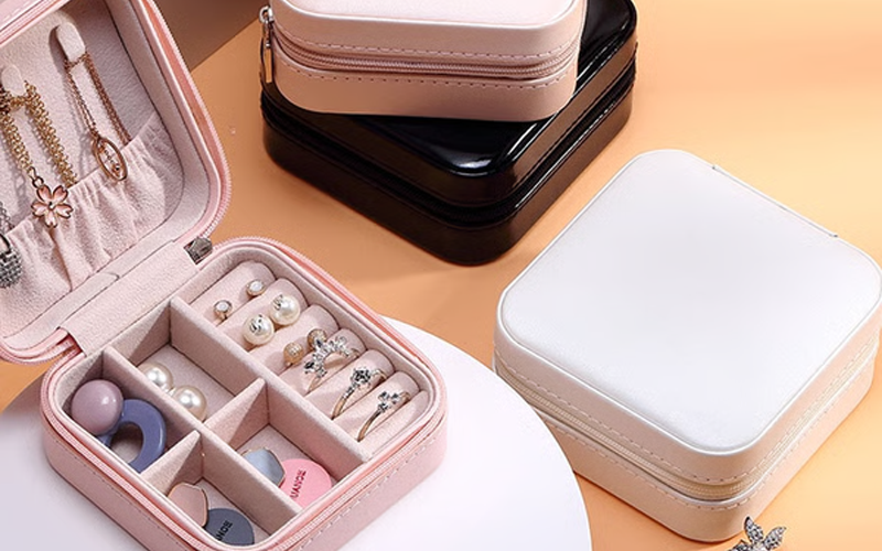 PU Leather Jewelry Organizer