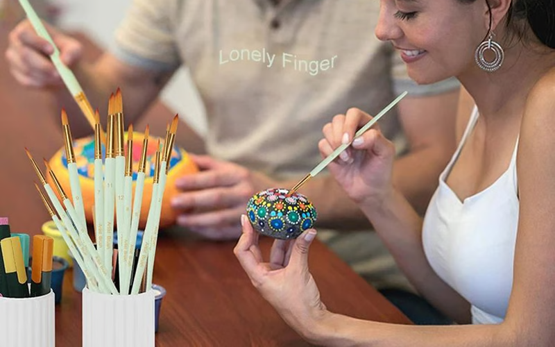 12 Piece Artist Paint Brush Set